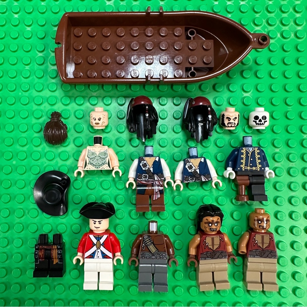 LEGO - PIRATES OF THE CARIBBEAN - MINIFIGURES & PARTS- READ